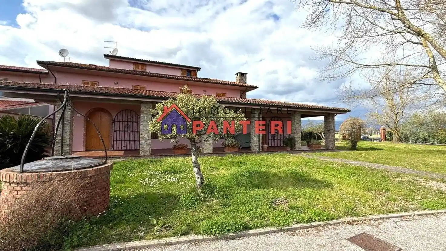 Villa in vendita a Ponte Buggianese