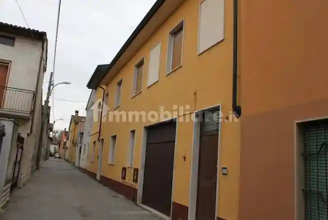 Casa indipendente in vendita a Pontevico