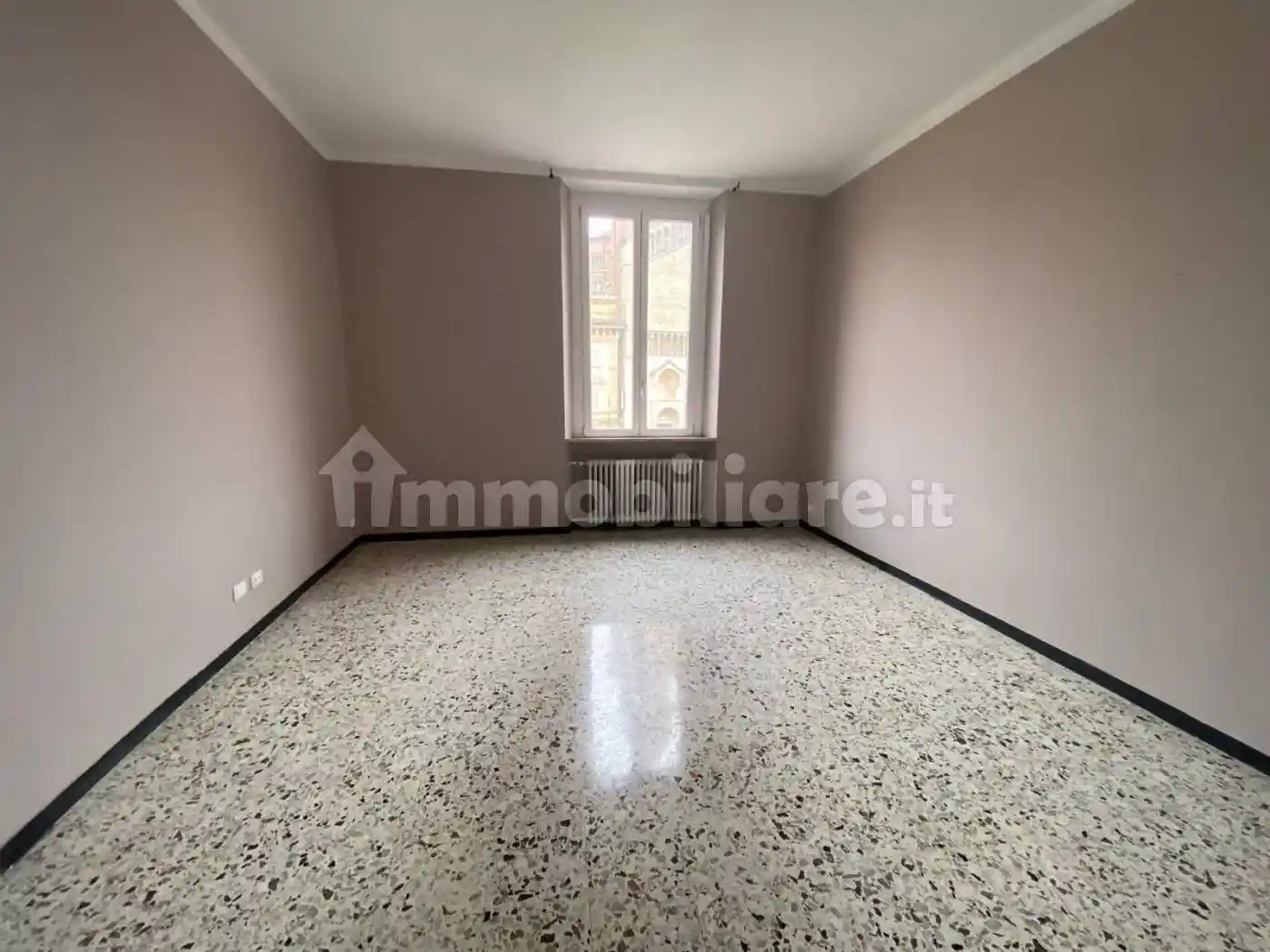 Appartamento in vendita a Piacenza