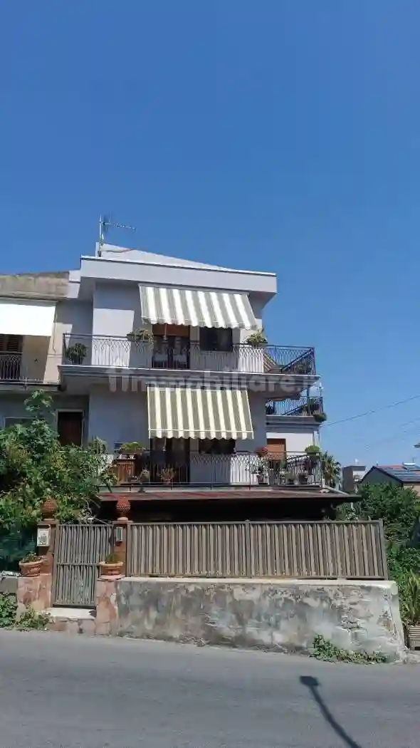 Palazzo - Edificio - foto 2