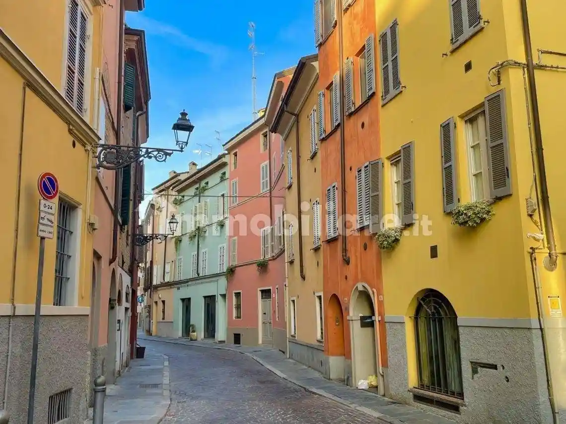 Appartamento in vendita a Parma