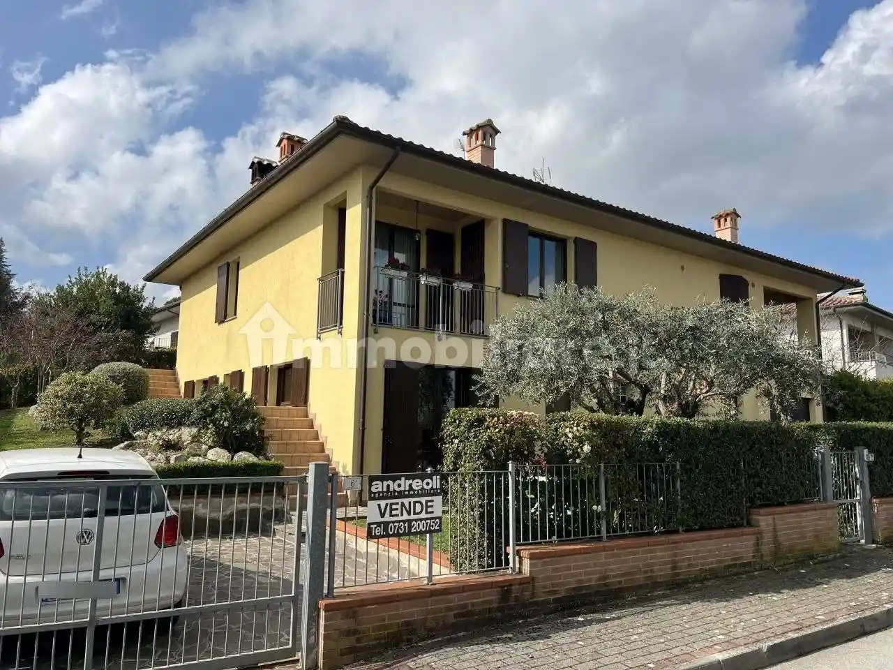 Casa indipendente in vendita a Cupramontana
