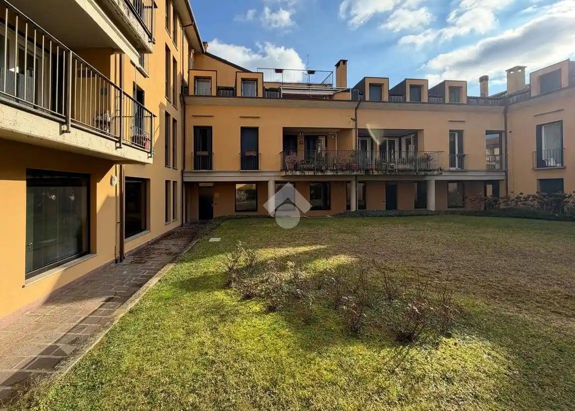 Appartamento in vendita a Voghera