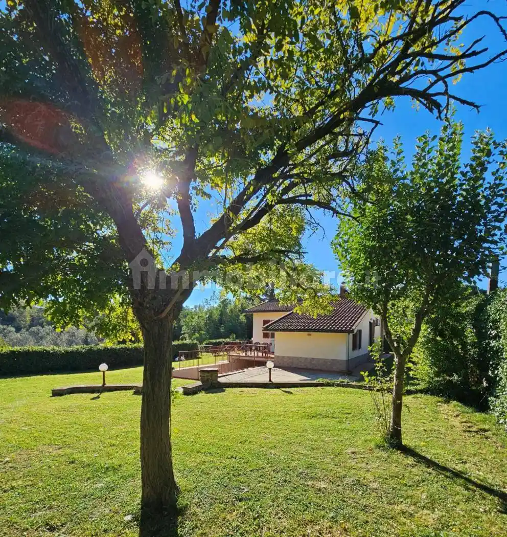 Villa in vendita a Crespina e Lorenzana