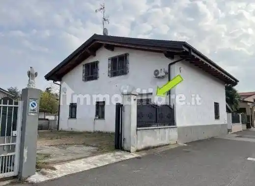 Villa in vendita a Inveruno