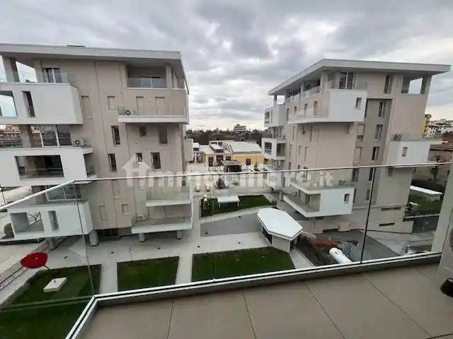 Appartamento in affitto a Modena