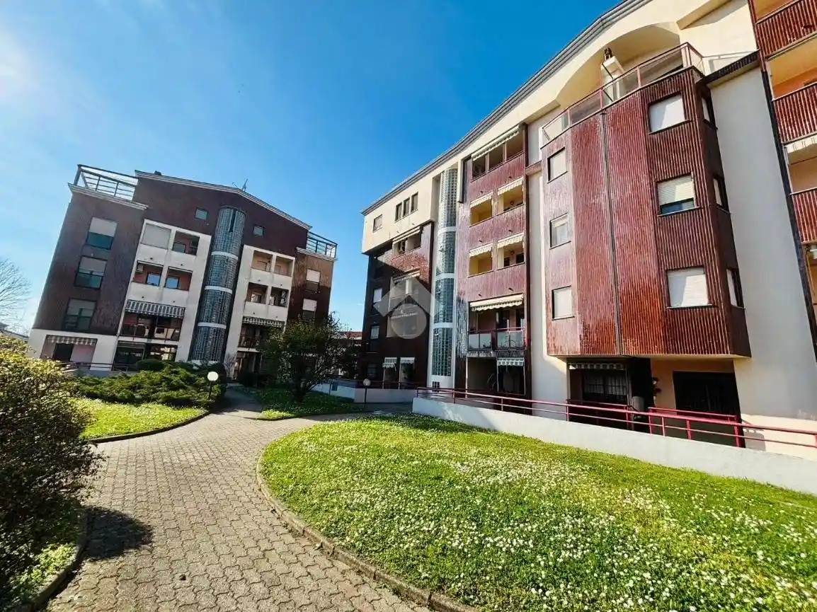 Appartamento in vendita a Rho