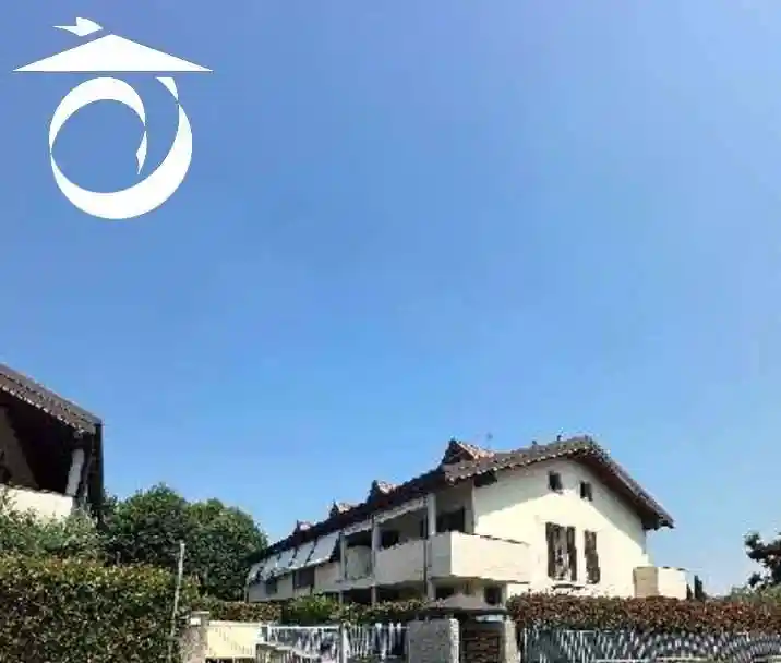 Appartamento in vendita a Trezzano Rosa