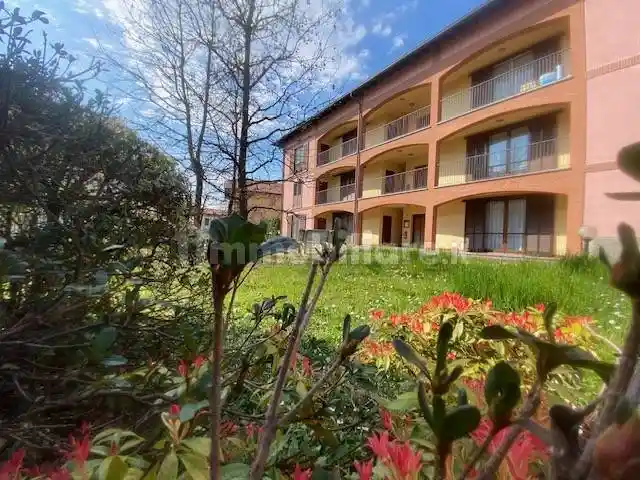 Appartamento in vendita a Bregnano