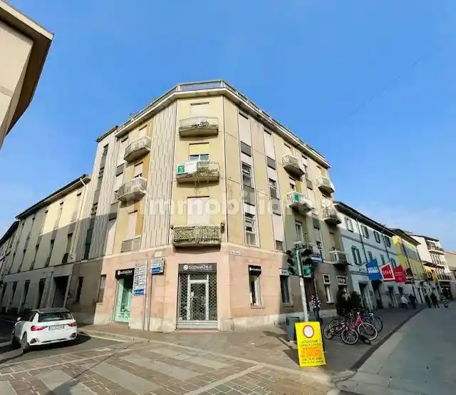 Appartamento in affitto a Seregno