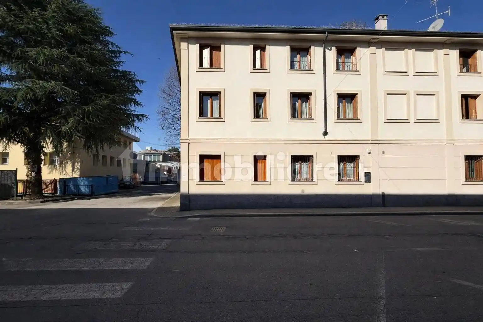 Appartamento in affitto a Vedano al Lambro