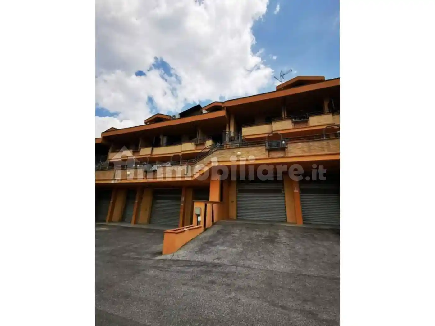 Appartamento in vendita a Guidonia Montecelio