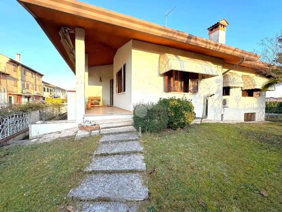 Villa in vendita a Ponzano Veneto