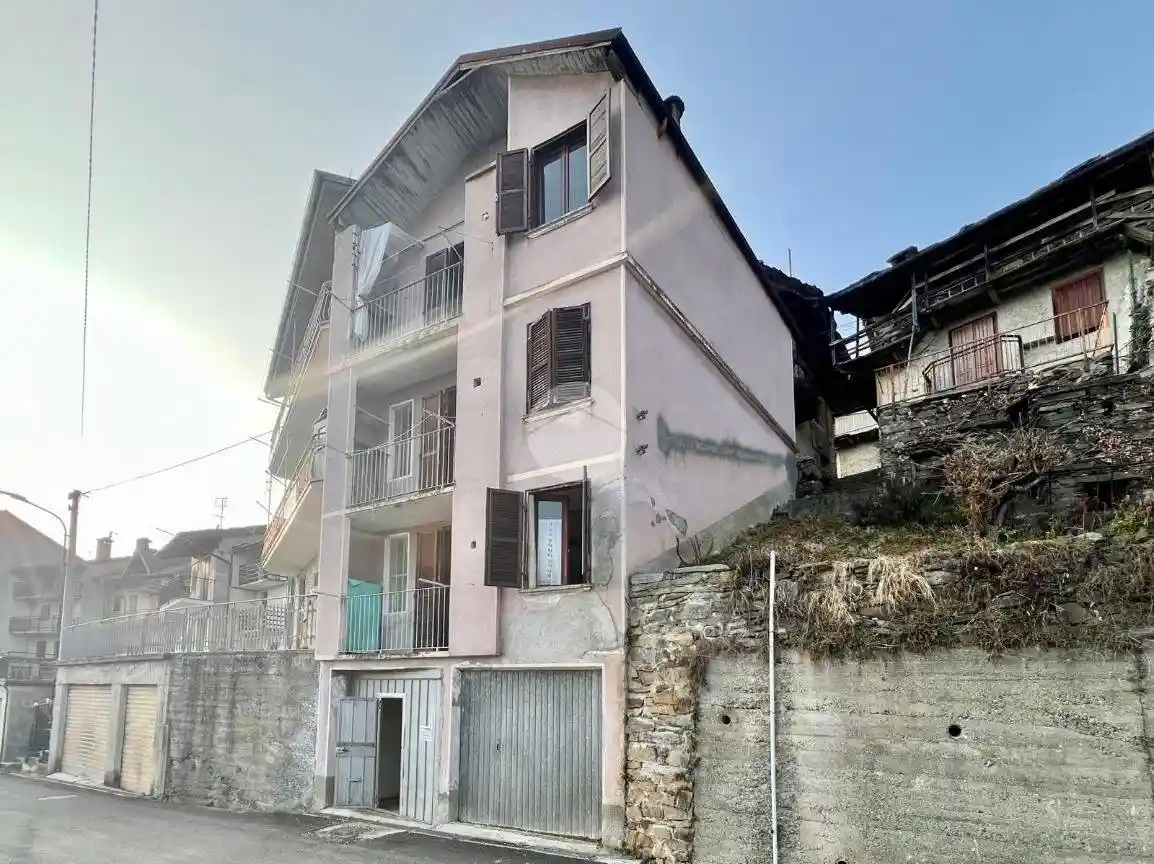 Casa indipendente in vendita a Monastero di Lanzo