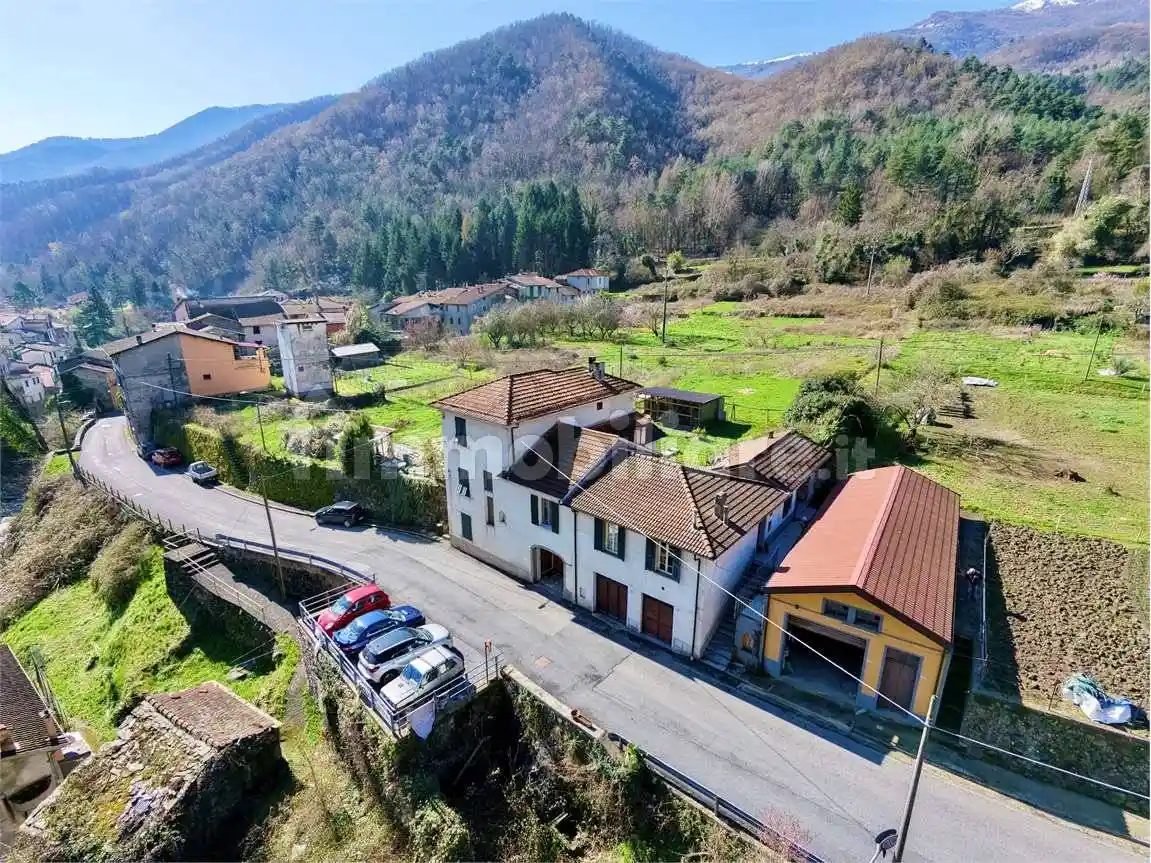 Appartamento in vendita a Pornassio