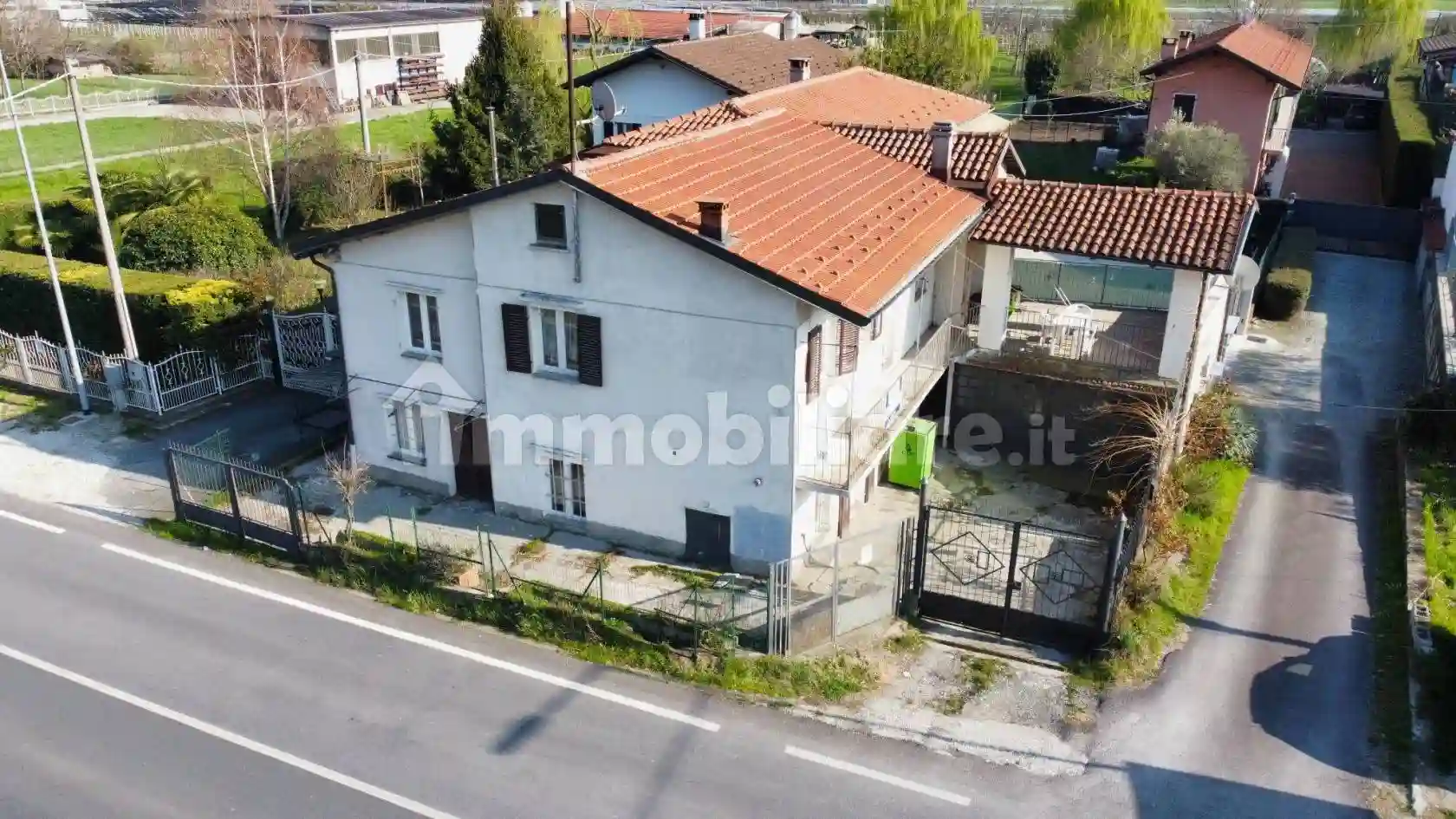 Casa indipendente - foto 2