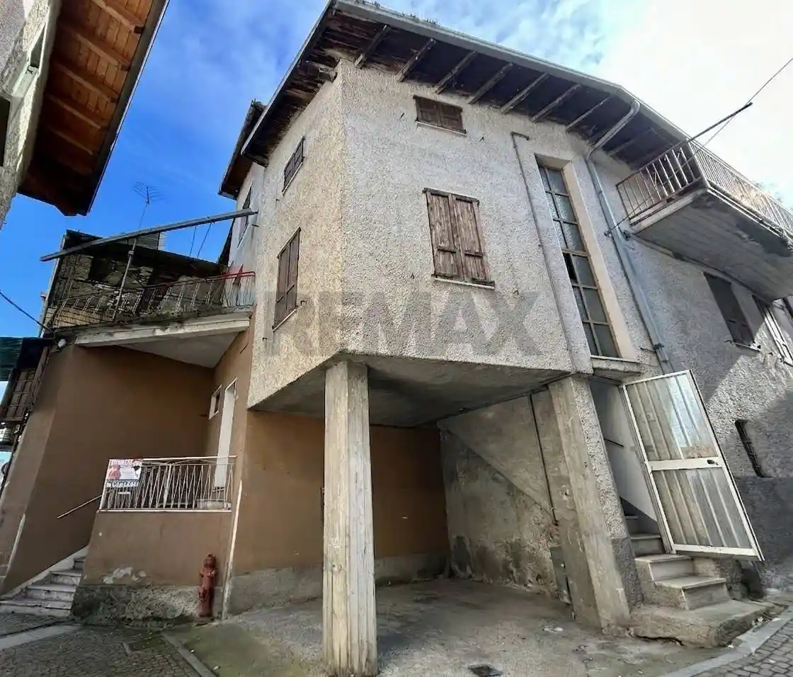 Casa indipendente in vendita a Artogne