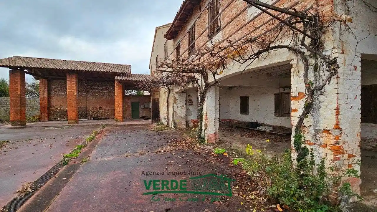 Rustico - Casale in vendita a Vedelago