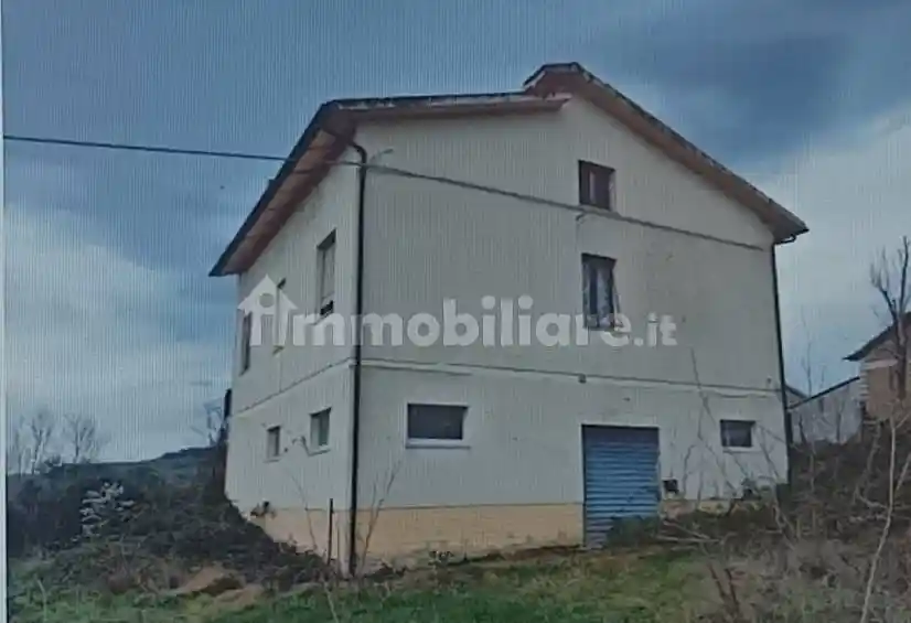 Villa in vendita a San Ginesio