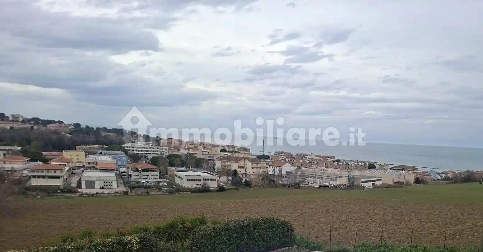 Appartamento in vendita a Ancona
