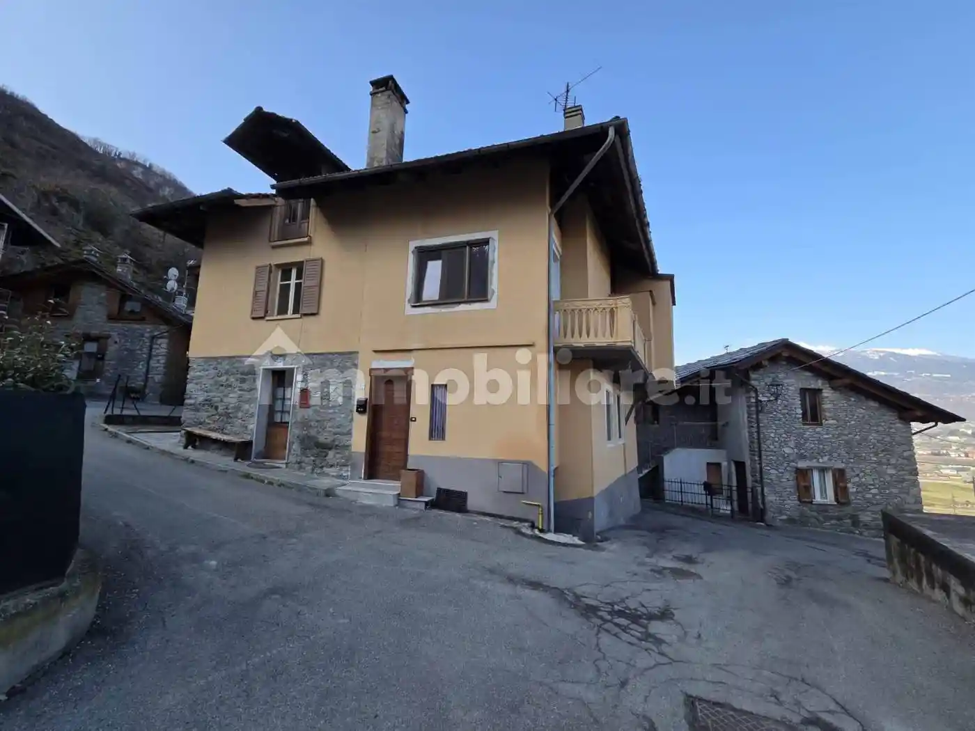 Appartamento in vendita a Pollein