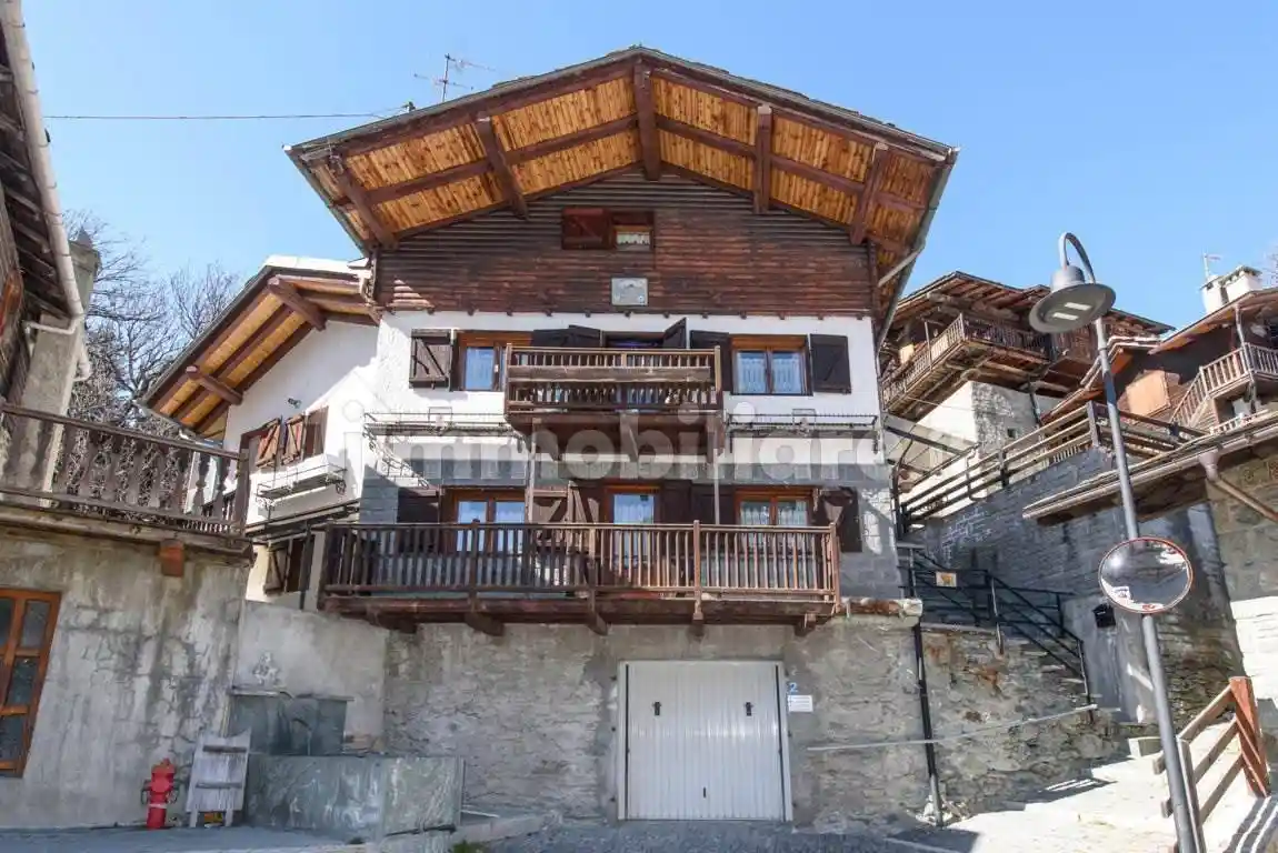 Appartamento in vendita a Ayas