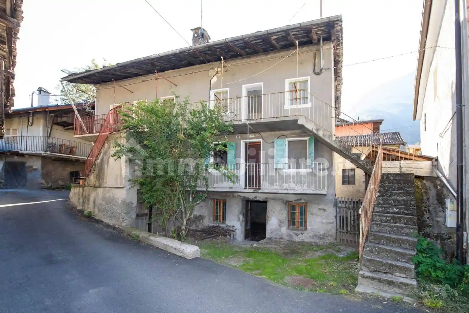 Casa indipendente in vendita a Fénis