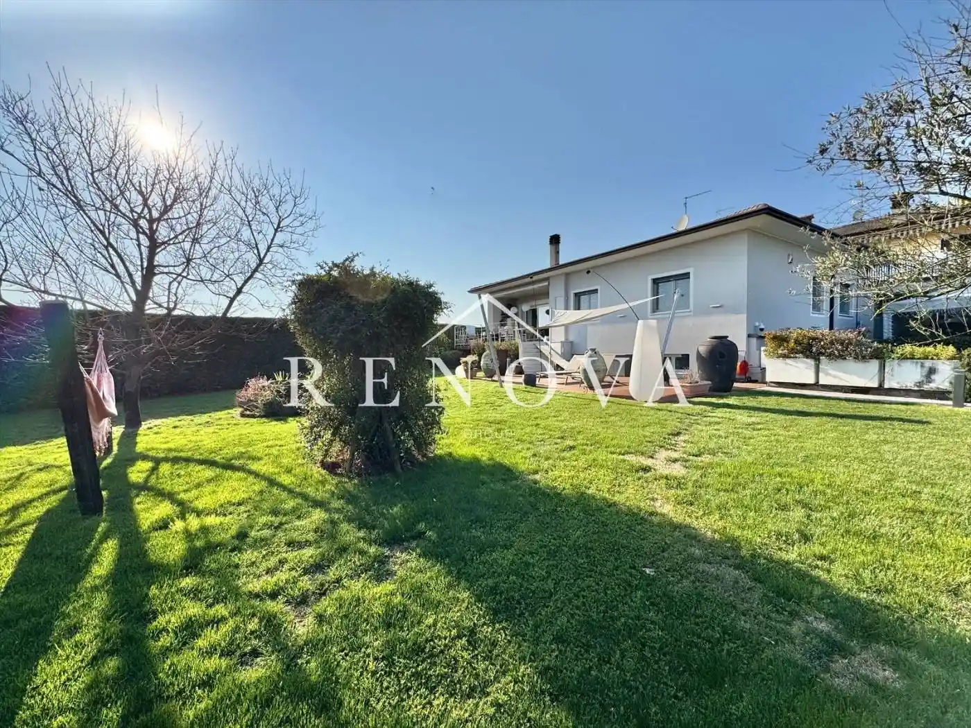 Villa in vendita a Caprino Veronese