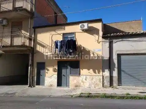 Appartamento in vendita a Nissoria