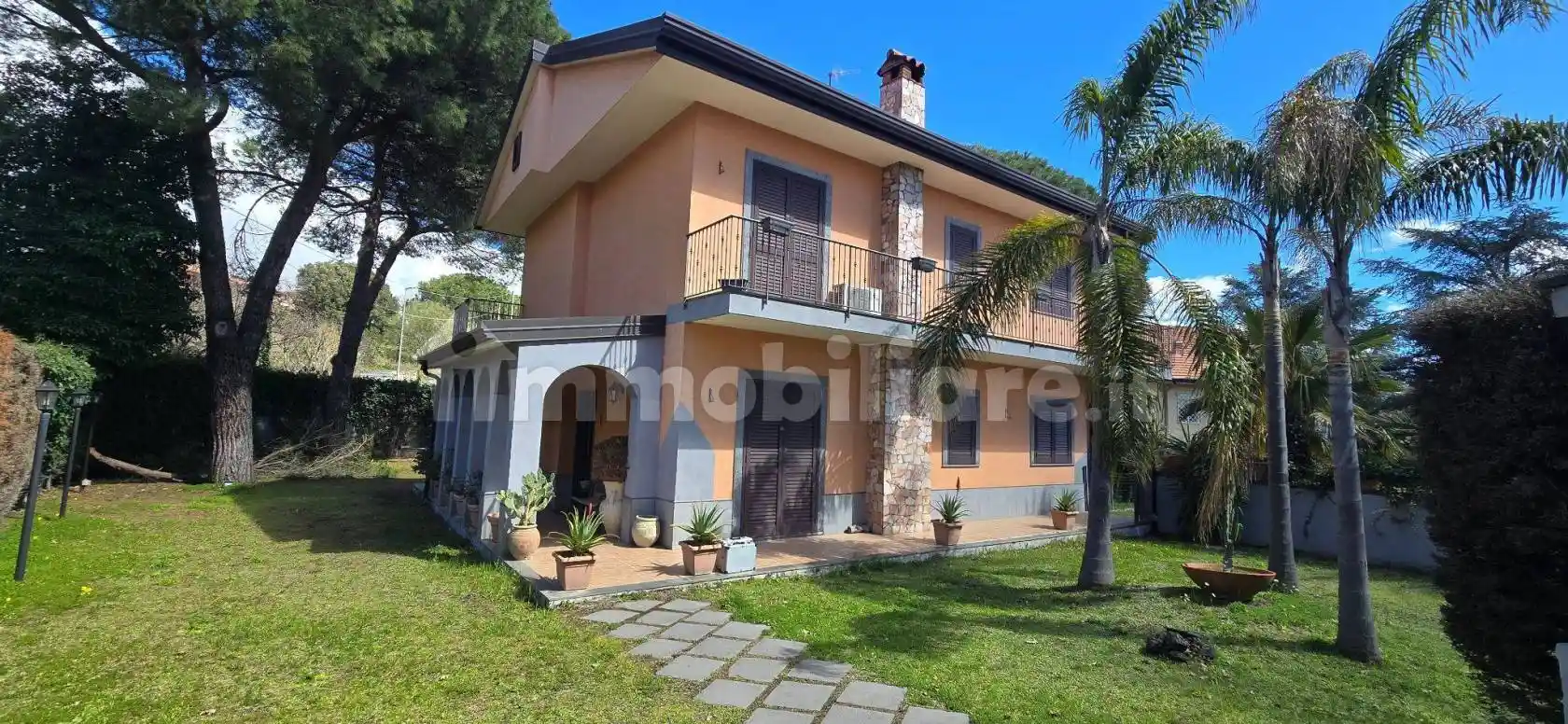 Villa in vendita a Mascalucia