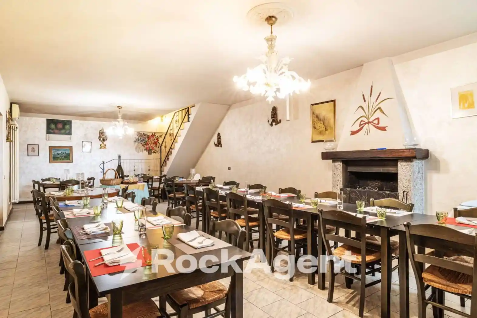 Palazzo - Edificio in vendita a Mede