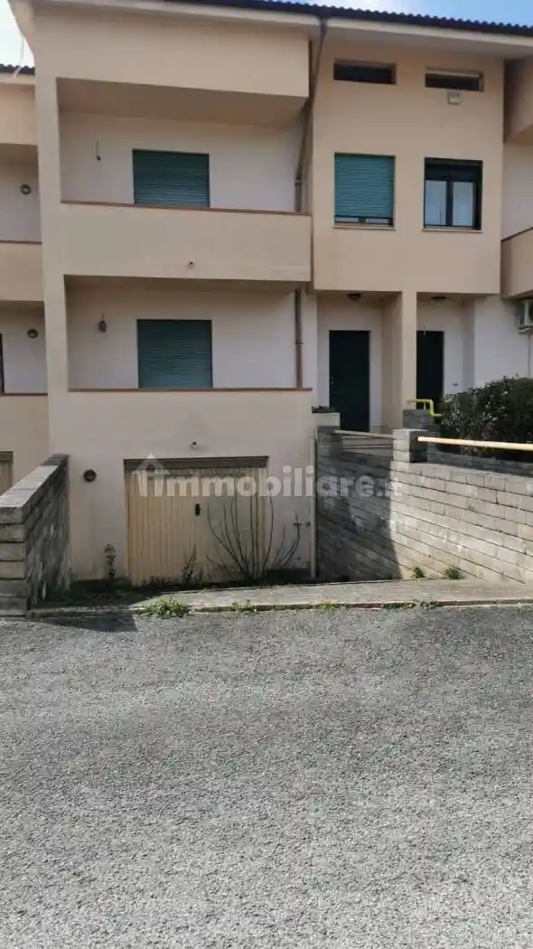 Villetta a schiera in vendita a San Salvatore Telesino