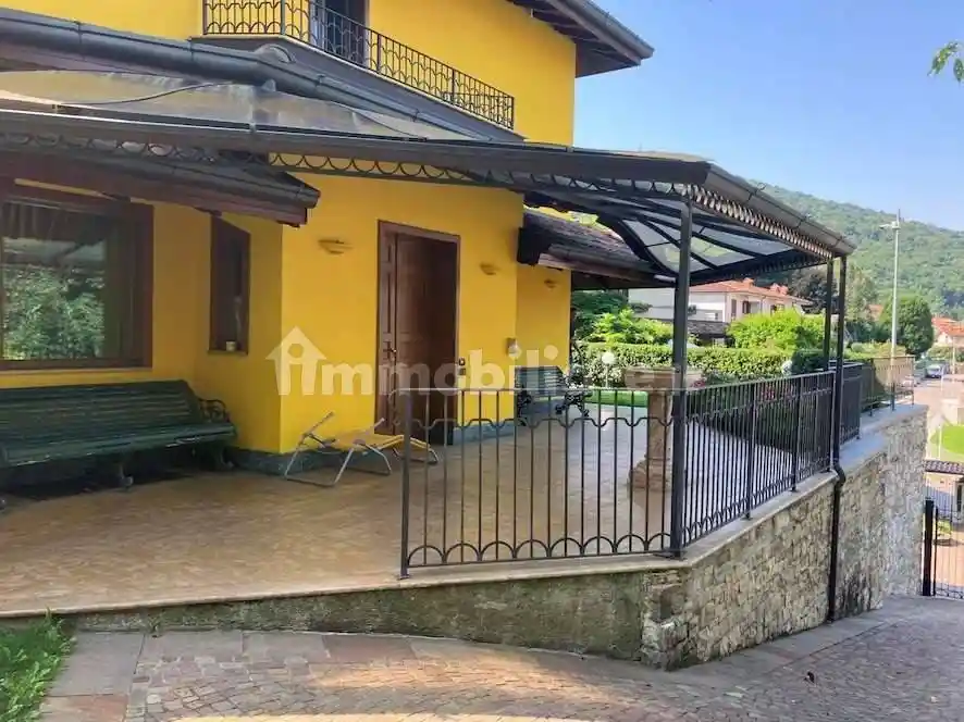 Villa in vendita a Pradalunga