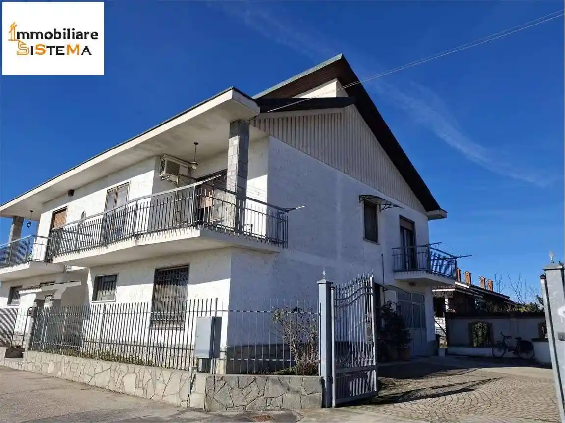 Villa in vendita a Poirino