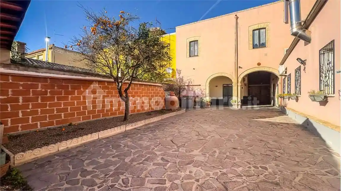 Casa indipendente in vendita a Monserrato