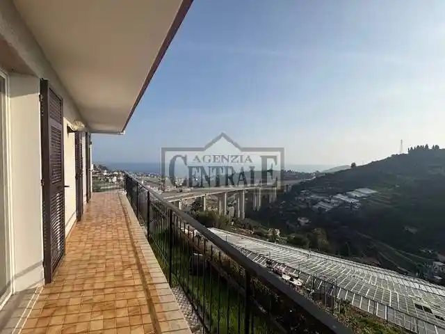 Villa in vendita a Sanremo
