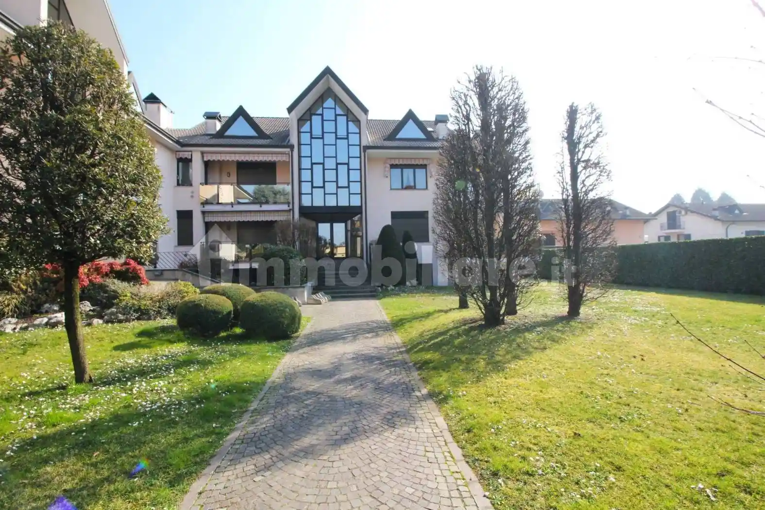 Appartamento in vendita a Magnago