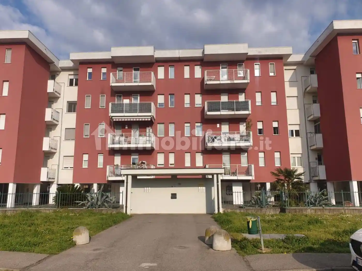 Appartamento in vendita a Garbagnate Milanese