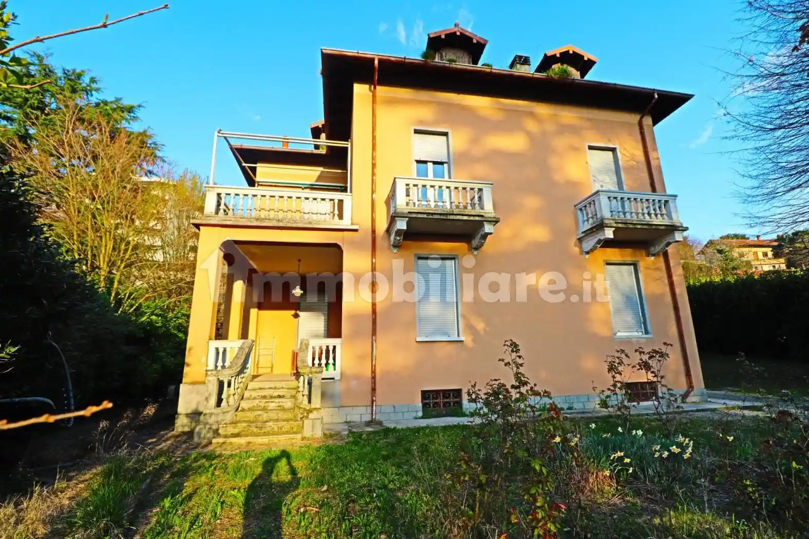 Villa in vendita a Como