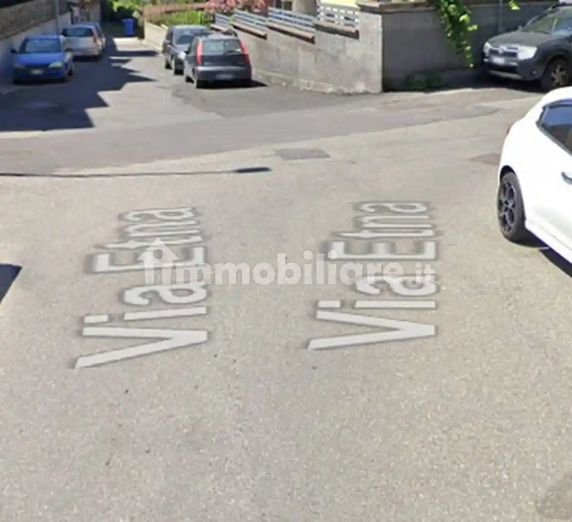 Appartamento in vendita a Camporotondo Etneo