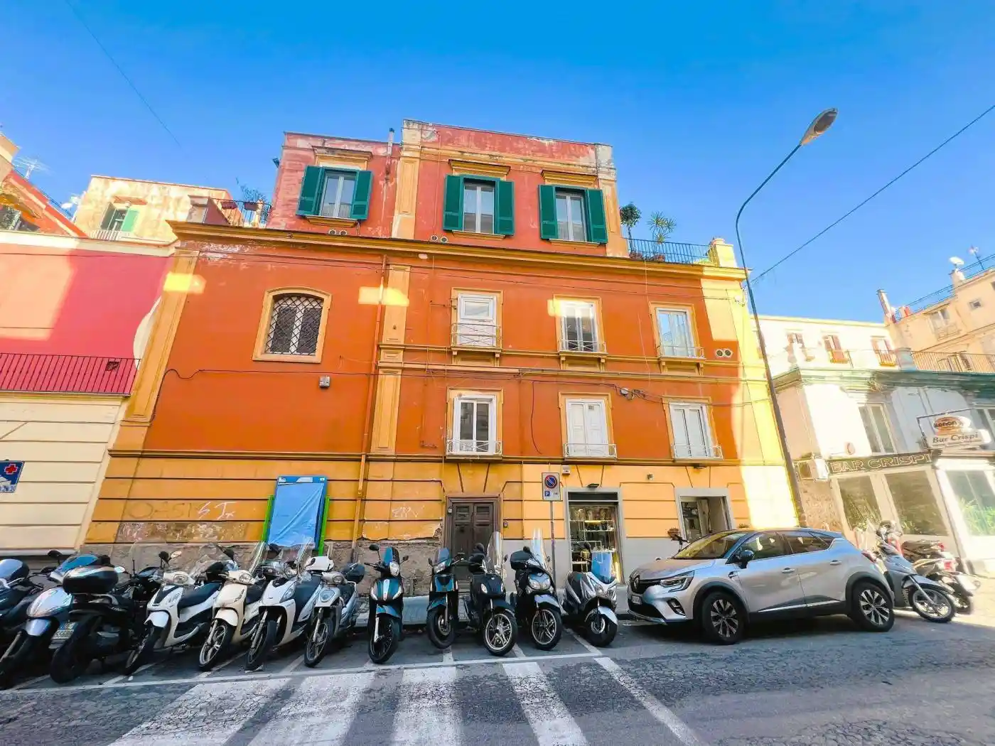 Appartamento in vendita a Napoli