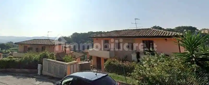 Appartamento in vendita a Colli al Metauro