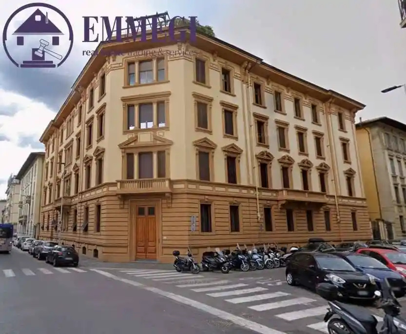 Appartamento in vendita a Firenze