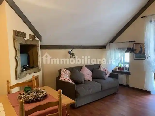 Appartamento in vendita a Sauze di Cesana