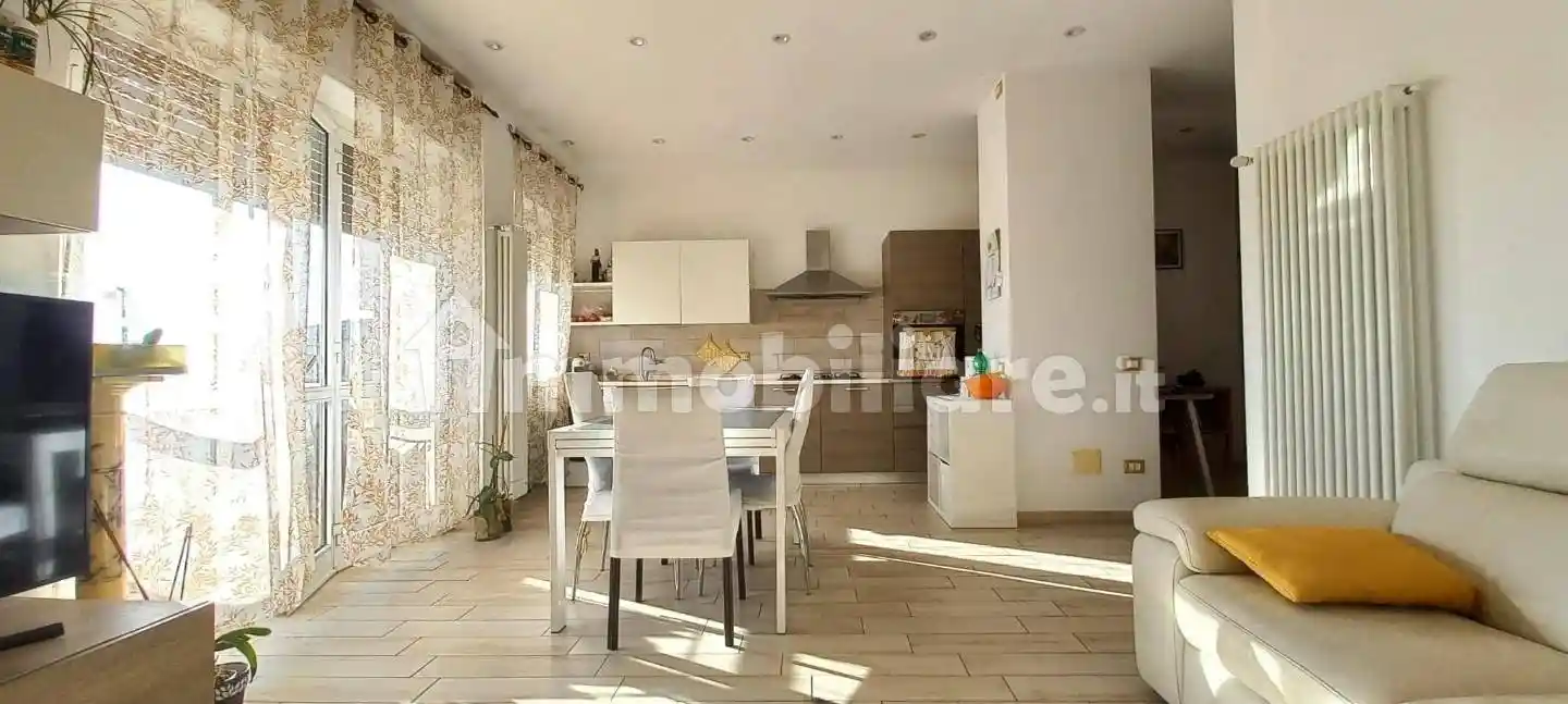 Appartamento in vendita a Carrara