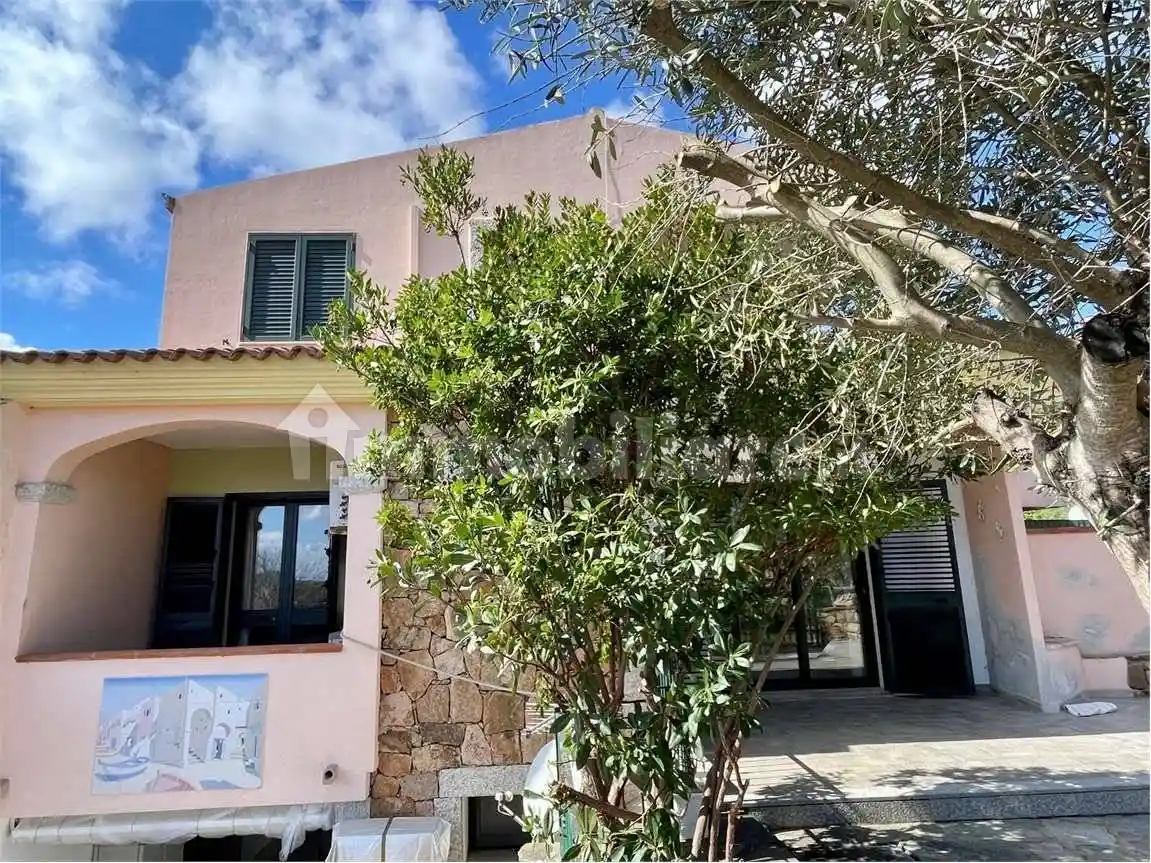 Appartamento in vendita a Budoni