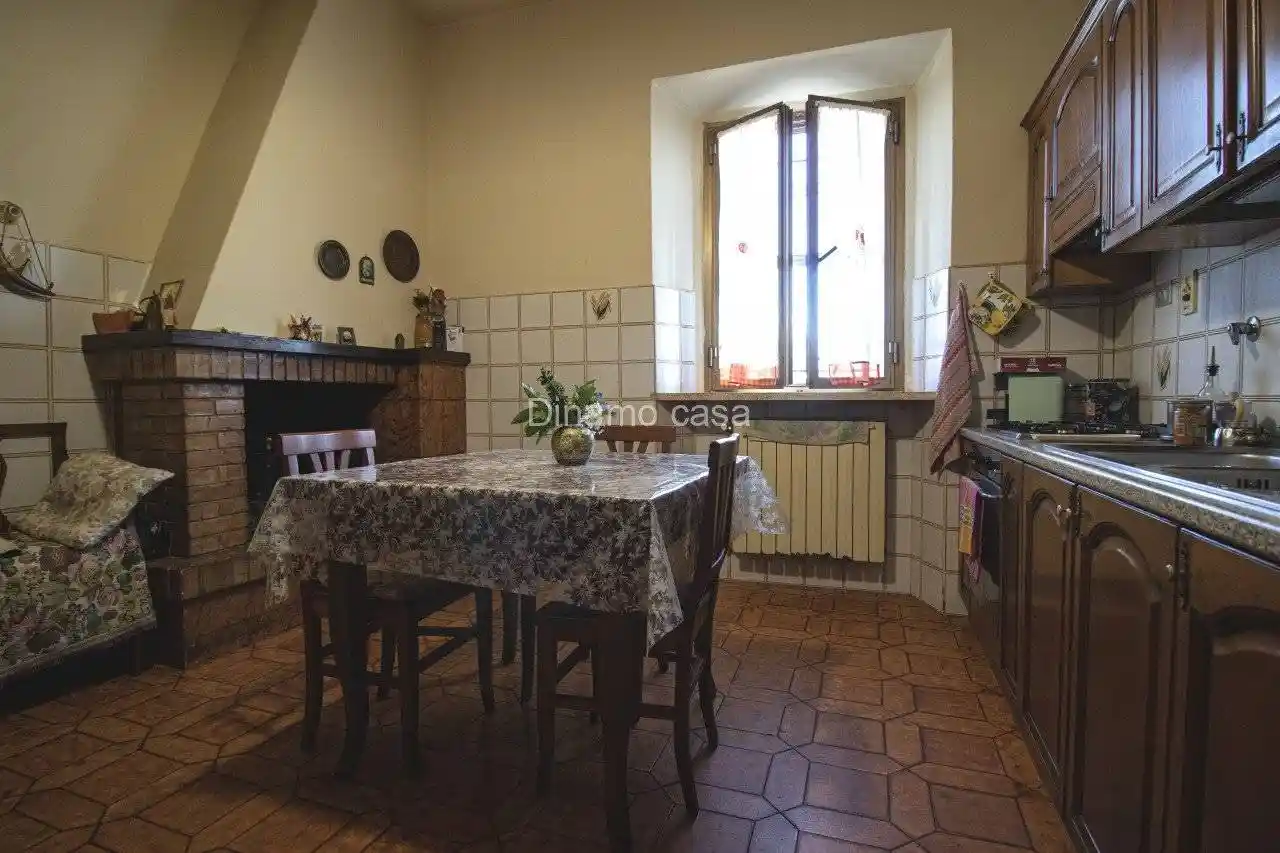 Casa indipendente in vendita a Prato