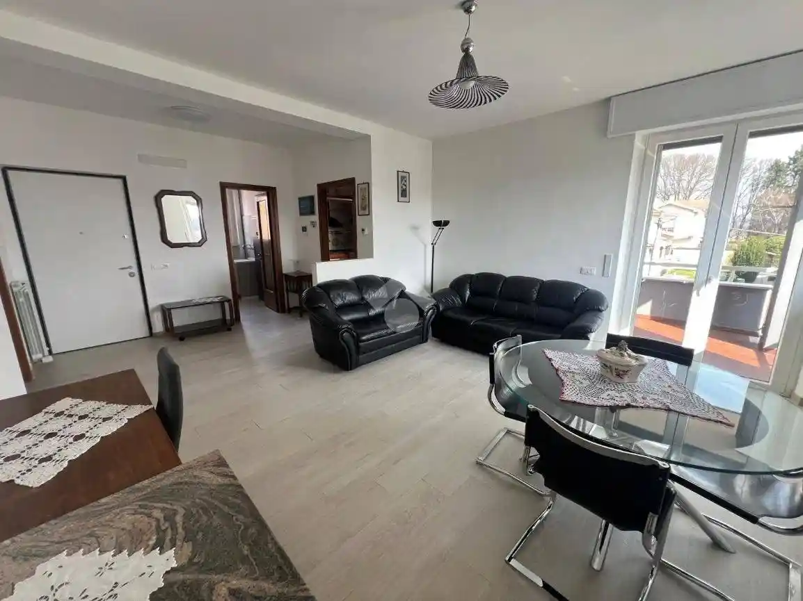 Appartamento in affitto a Malnate