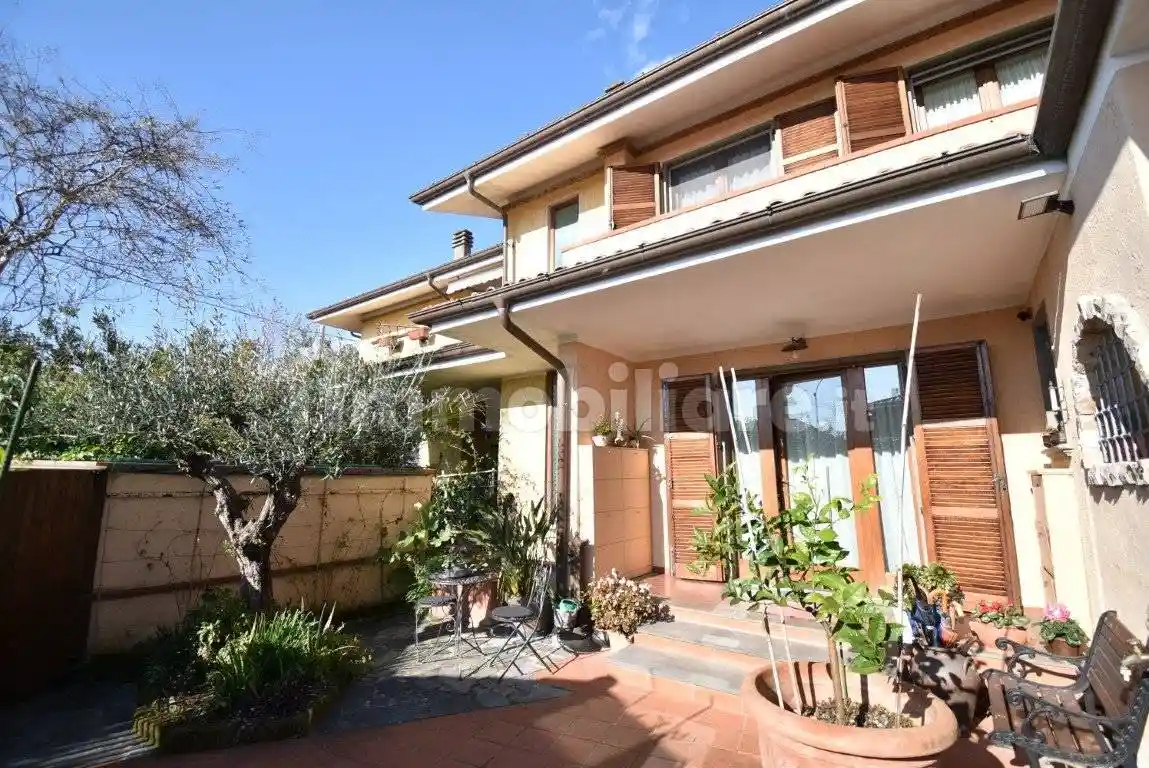 Villa in vendita a Pietrasanta