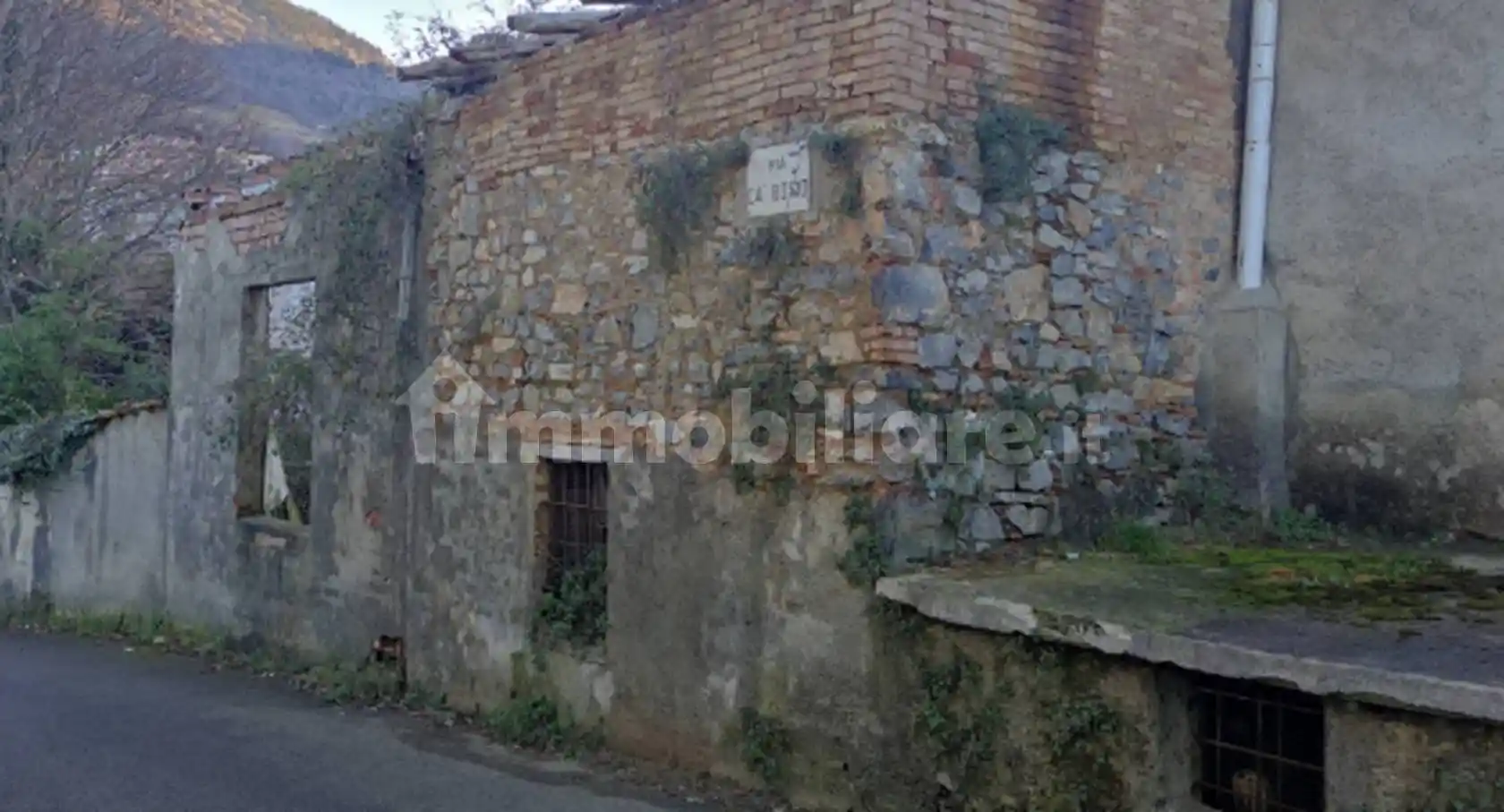 Appartamento in vendita a Peia